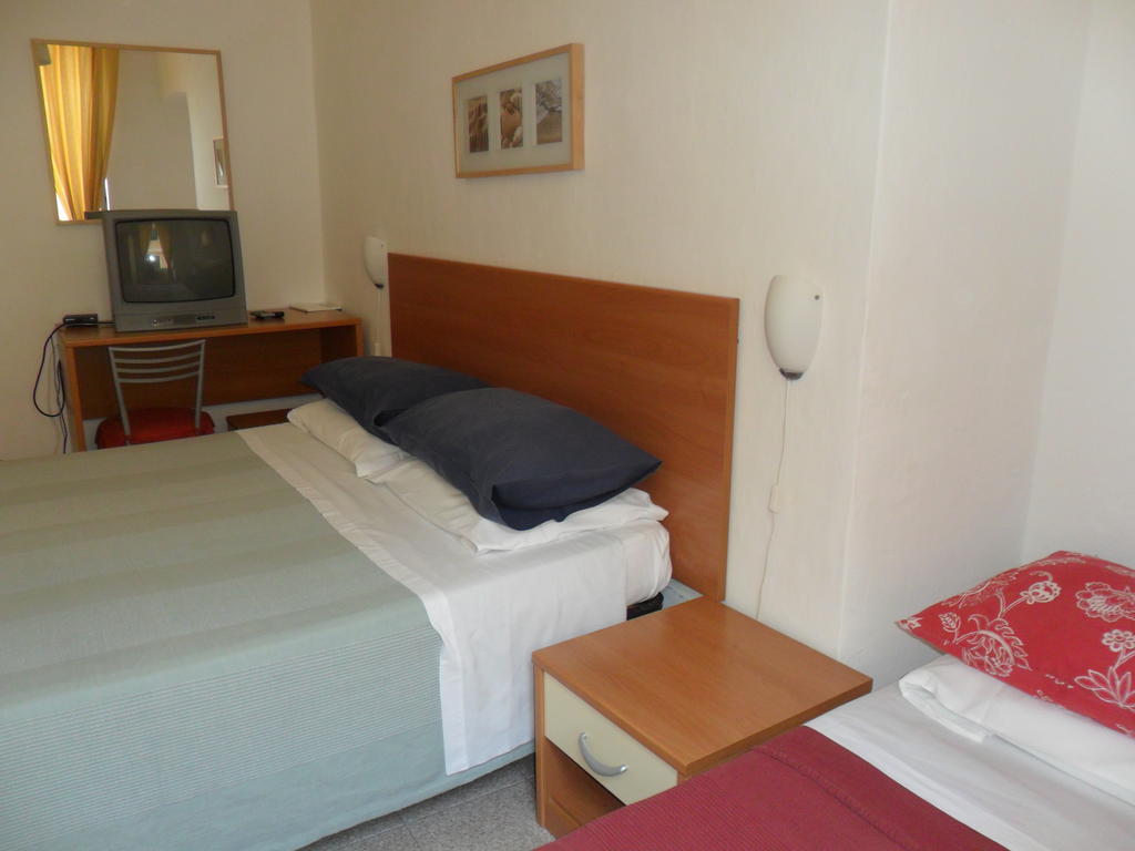 Albergo Romeo Noli Camera foto